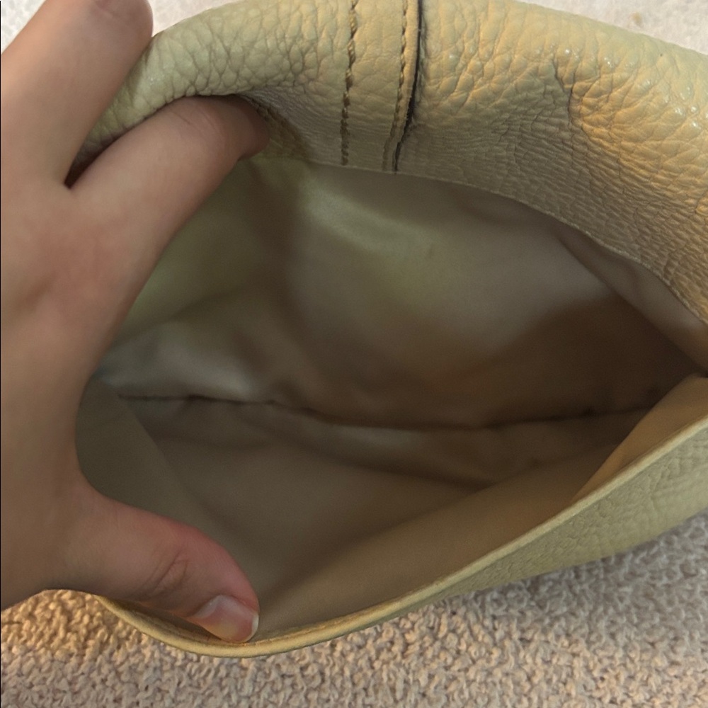 Coach Cream Leather Shoulder Bag - Picture 13 of 13